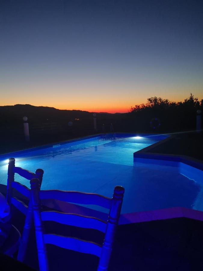 Villa Yiannos House à Evrykhou Extérieur photo