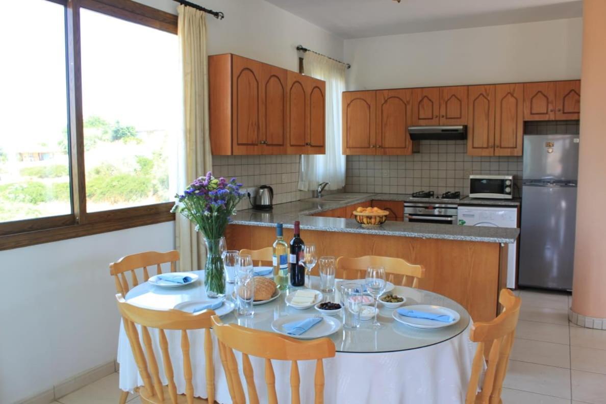 Villa Yiannos House à Evrykhou Extérieur photo